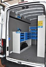 02_A workbench and Syncro Ultra racking in the Transit